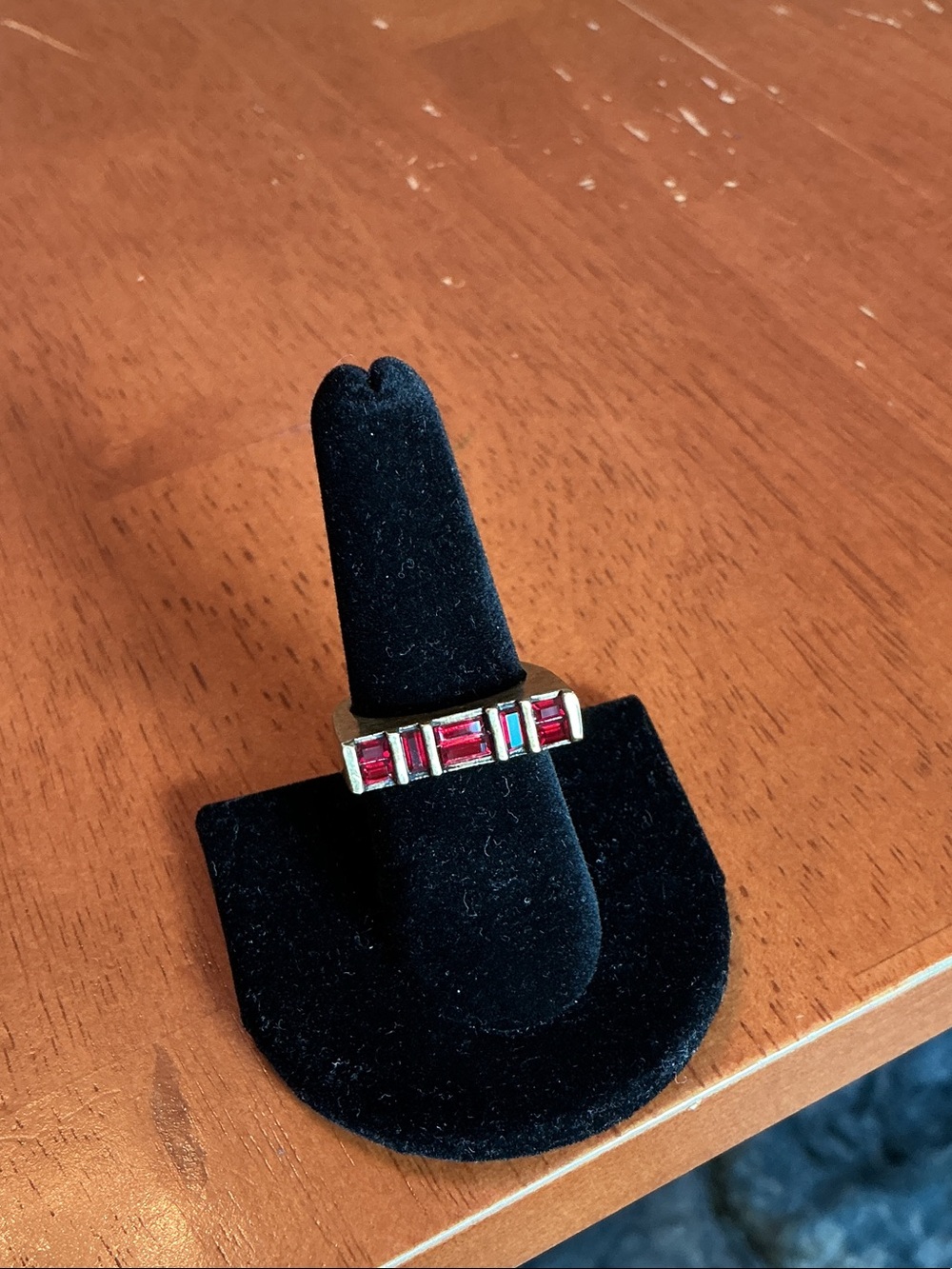 Elegant Women’s Bar Ring with baguette, Ruby colored crystals, size 8